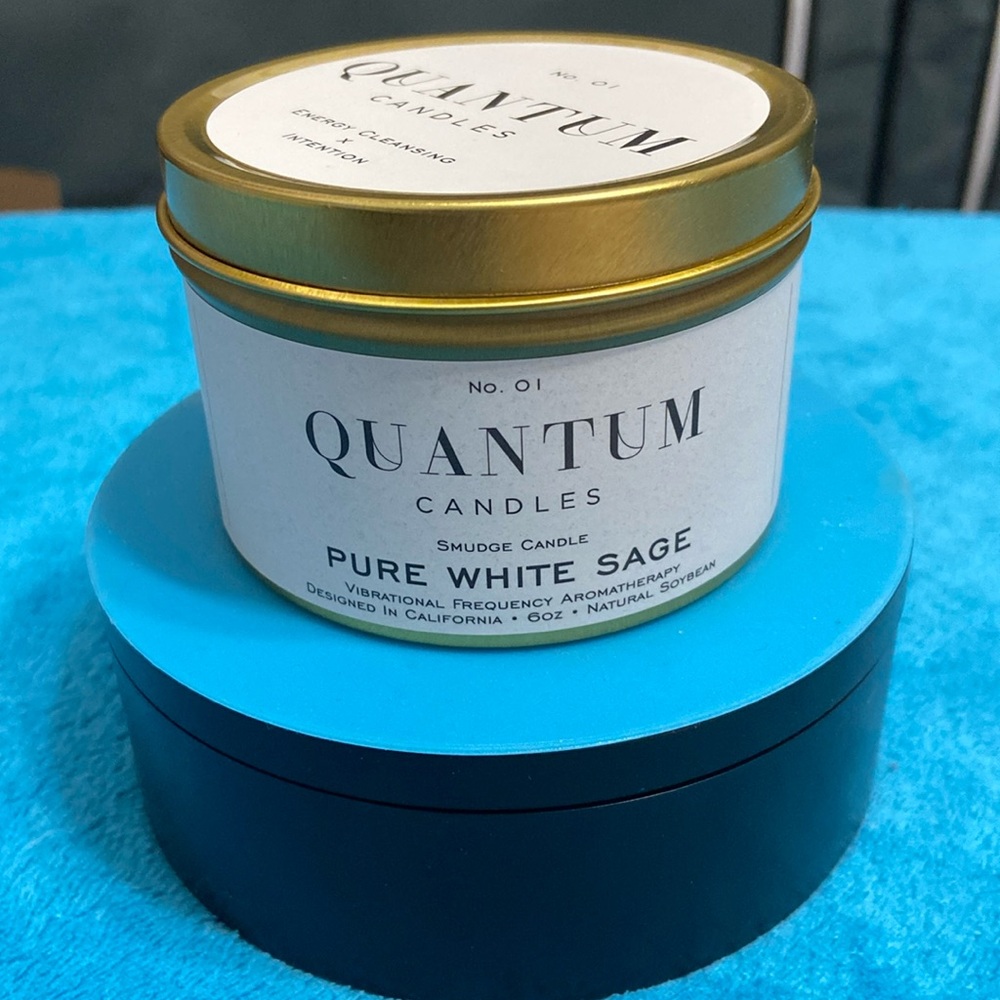 NWOT - Quantum Candles Pure White Sage Candle